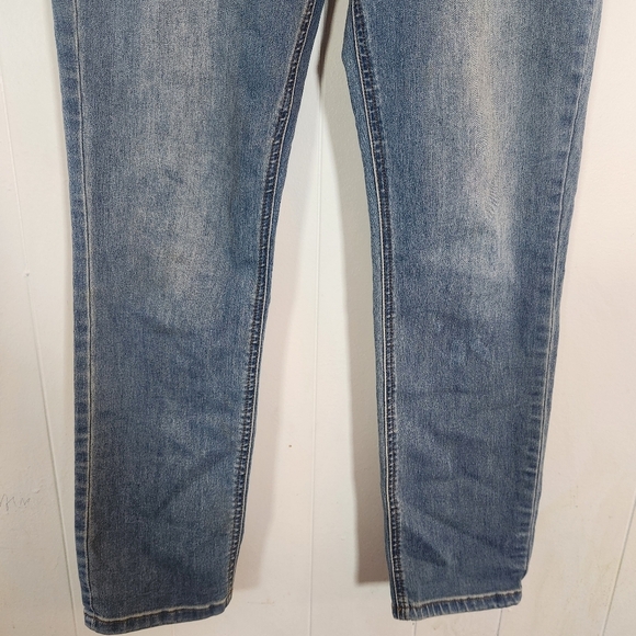 Free People Roller Crop Skinny Jeans Size 31/12 Medium Wash - Picture 6 of 16